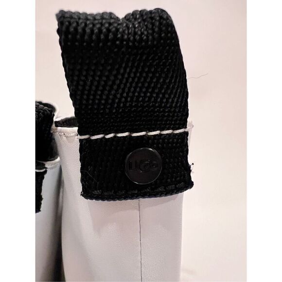 UGG Women's White Black Sidnee Waterproof Platform Lug Combat Boots Size 9 NWOT - Picture 9 of 13